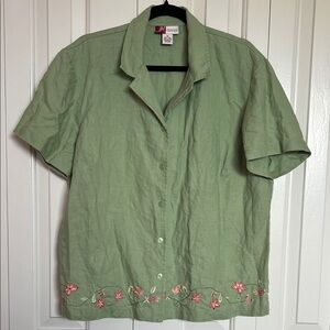 Green Short Sleeve Shirt with Floral Embroidery